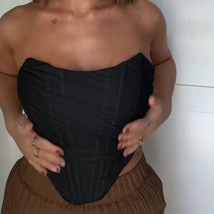 Elegant Black Strapless Corset Top - Size Medium